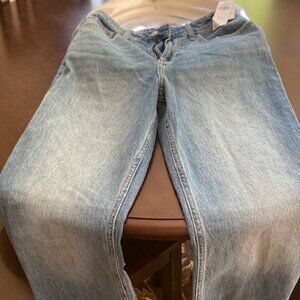 Hollister -Ultra High Rise Straight Vintage Stretch
